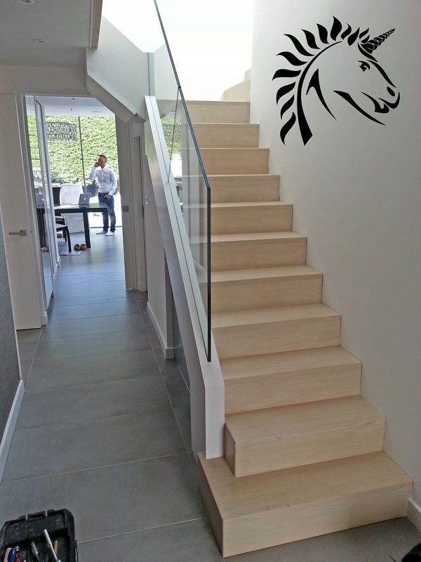 The Marion staircase contemporary oak and glass with frameless gsalss balustrade marion road london